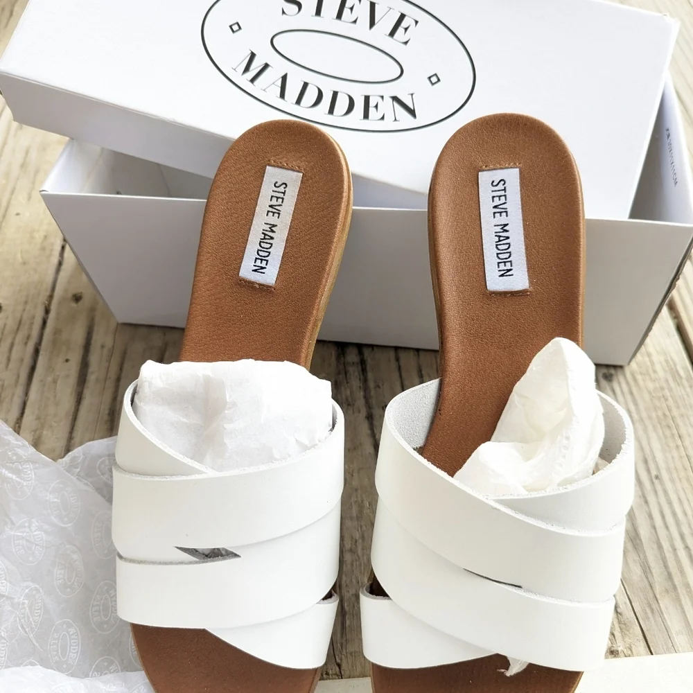 Steve Madden Women's Cream Sandals - Picture 2 of 10